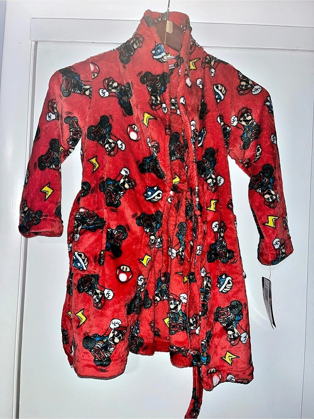 Mario Boys Size 6 Red Robe NWT